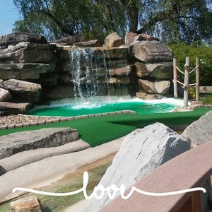 Meet your Posher, Bechy